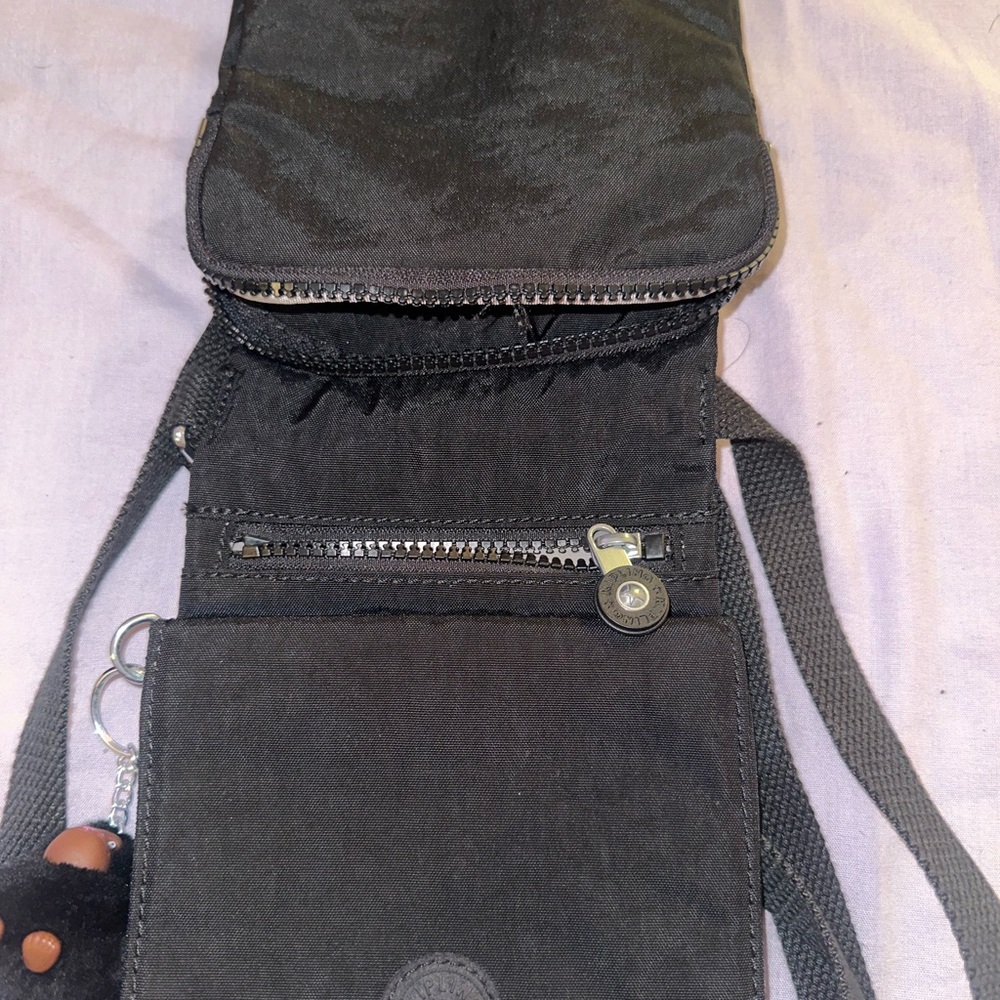 Kipling Crossbody - Picture 3 of 4